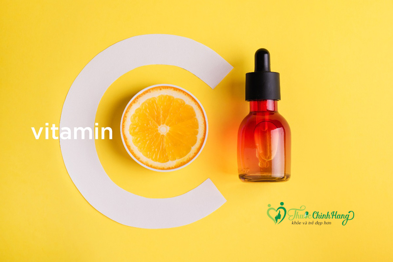 co-nen-dung-serum-vitamin-c-khong.jpg