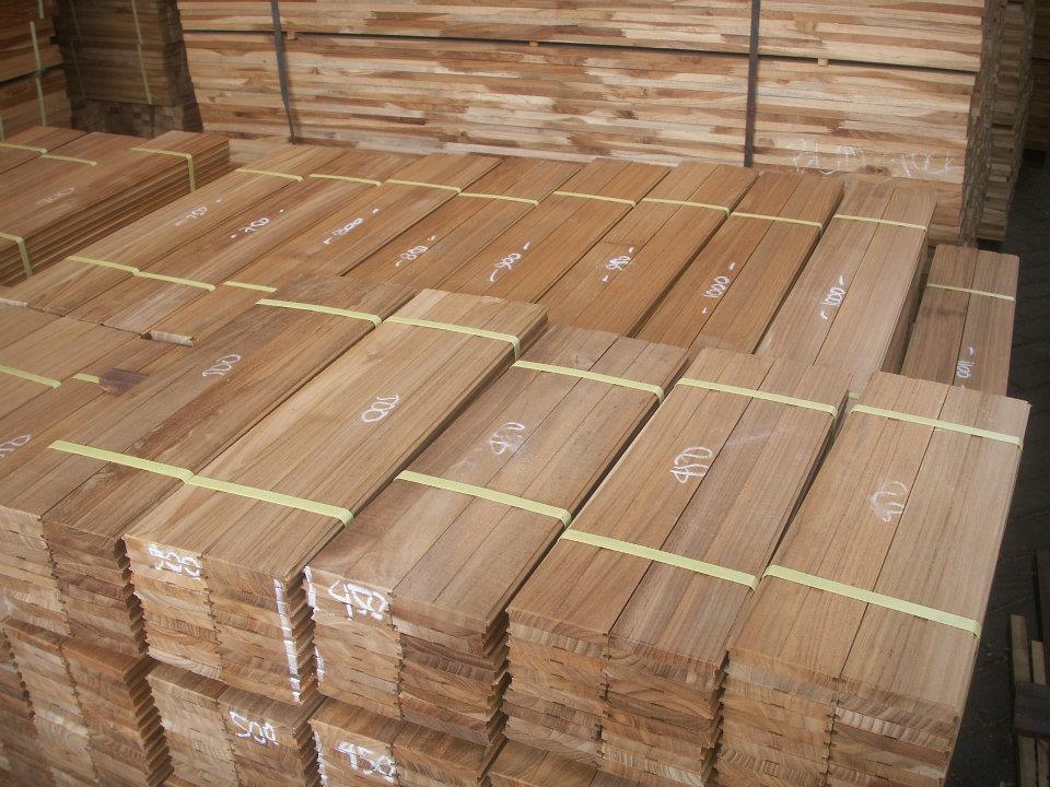 Burma-Teak-Wood-Decking-for-Boat.jpg