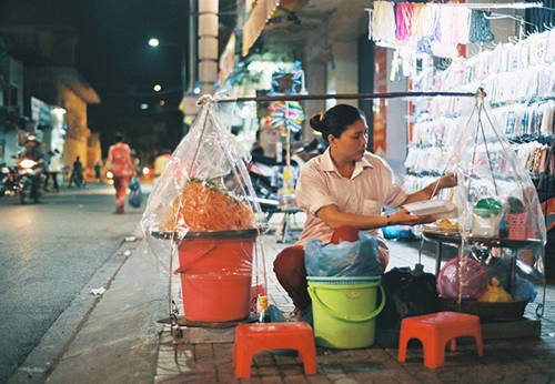 goi-tom-trung-mon-an-duong-pho-hap-dan-o-can-tho-ivivu-1.jpg