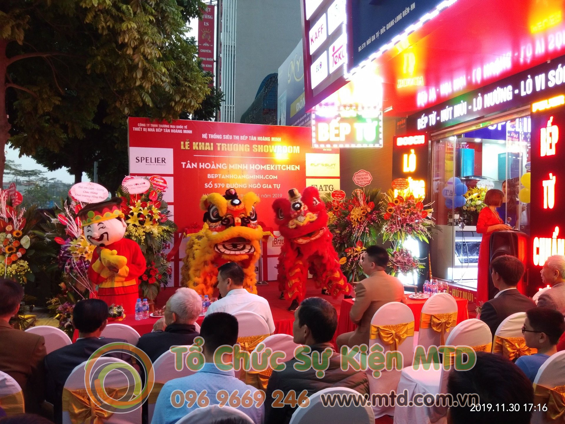 bep-tan-hoang-minh-long-bien-3.jpg