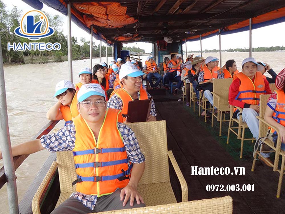 ao-phao-boi-thiet-bi-an-toan-cho-moi-nguoi-1.jpeg