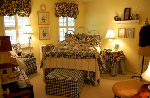 push-bed-on-corners-for-more-s-7063-3368-1405315999.jpg