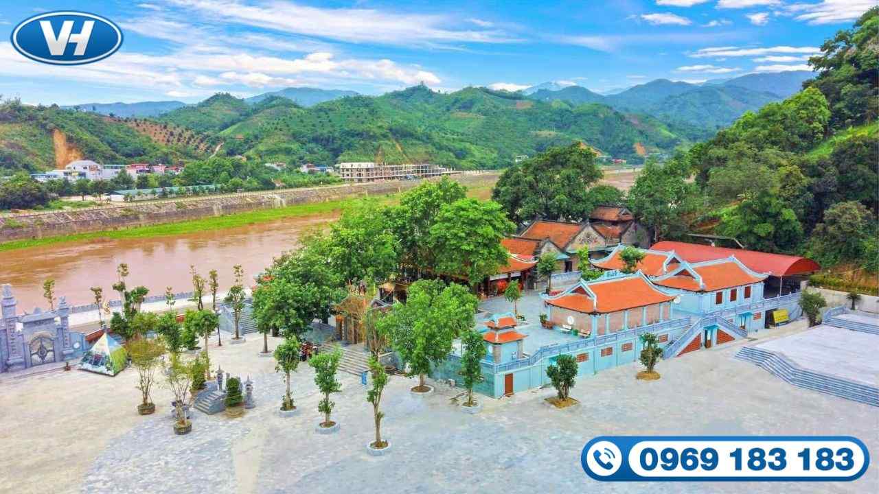 Du xuân đền Bảo Hà cảm nhận không gian tĩnh tại