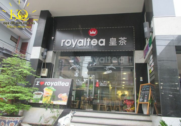 Phía trước tòa nhà Lucky Star Office Phía trước tòa nhà Lucky Star Office